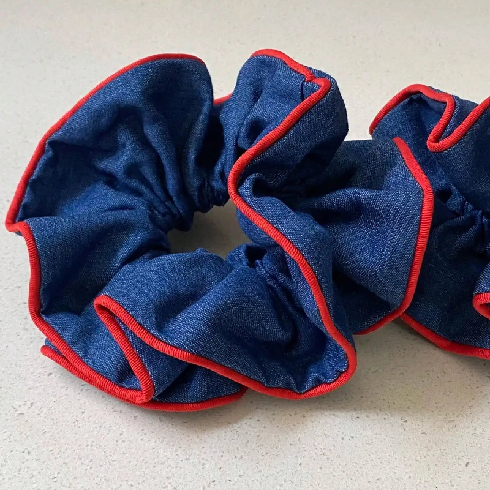 1PC Denim Scrunchies With Red Trim, Stylish Hair Accessories For Women, Cute Hair Ties For Daily And Party Wear
